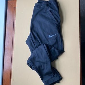 Boy’s Nike size small joggers